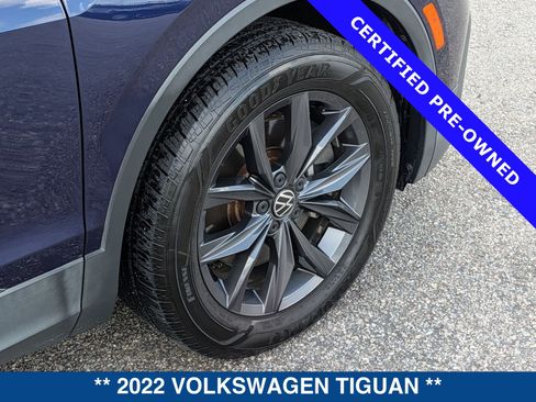 Used 2022 Volkswagen Tiguan SE FWD image 13