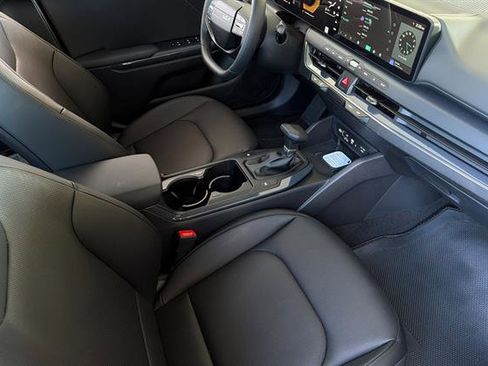 New 2026 Kia K4 EX image 30
