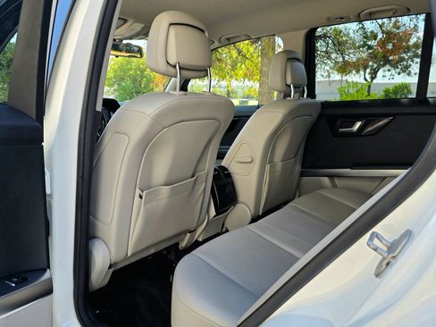 Used 2014 Mercedes-Benz GLK 350 2WD image 41