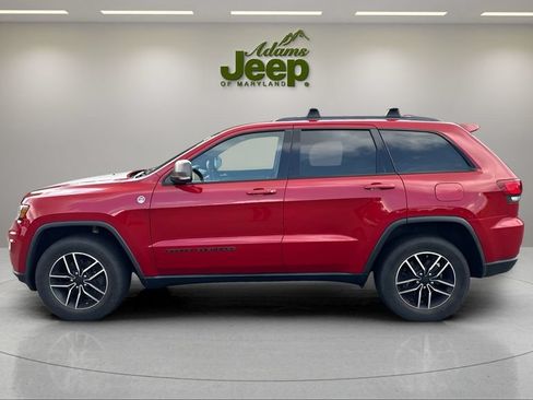 Used 2020 Jeep Grand Cherokee Trailhawk AWD/4WD image 9