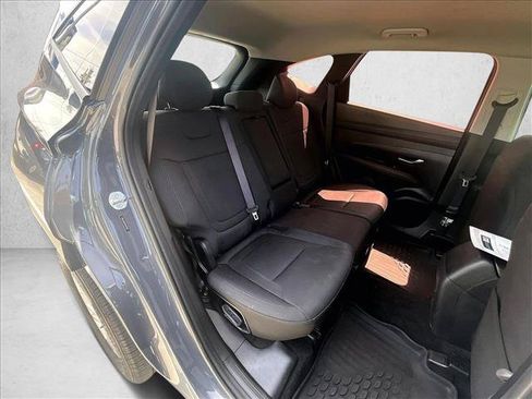 Used 2025 Hyundai Tucson SE FWD image 29