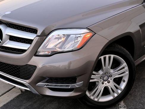 Used 2014 Mercedes-Benz GLK 350 2WD image 22