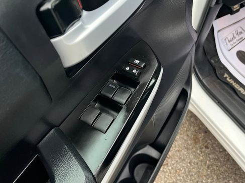 Used 2020 Toyota Tundra Limited image 12