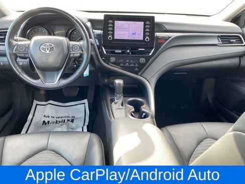 Used 2023 Toyota Camry SE image 5