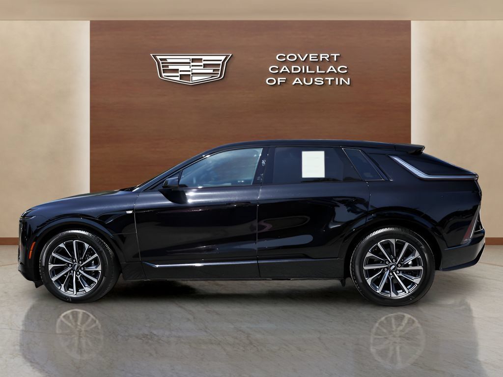 Certified 2025 Cadillac Lyriq Sport AWD/4WD image 2