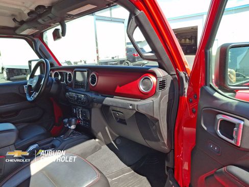 Used 2020 Jeep Gladiator Rubicon AWD/4WD image 22