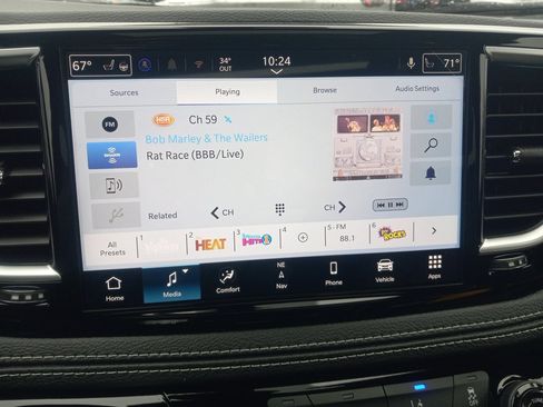 New 2026 Chrysler Pacifica Limited image 12