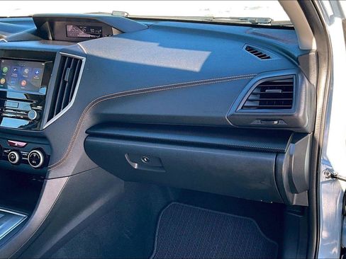 Used 2022 Subaru Crosstrek 2.0i Premium w/ Moonroof Package image 17