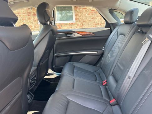 Used 2014 Lincoln MKZ AWD image 21