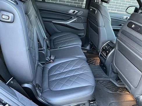 Used 2023 BMW X7 xDrive40i w/ M Sport Package image 21