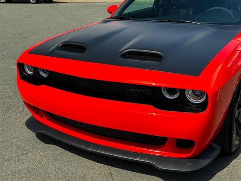 Used 2023 Dodge Challenger SRT Hellcat RWD image 11