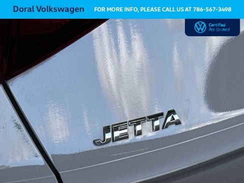 Used 2019 Volkswagen Jetta S w/ Driver Assistance Package image 10