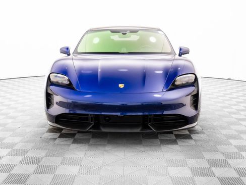 Used 2021 Porsche Taycan Turbo S image 9