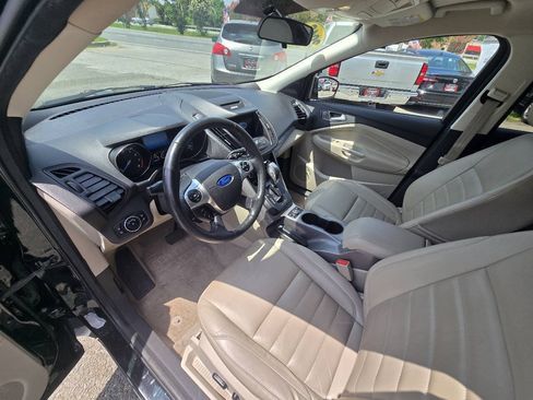 Used 2016 Ford Escape SE w/ SE Leather Comfort Package AWD/4WD image 24