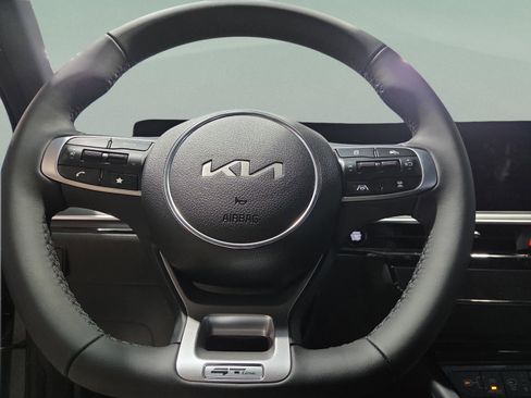 Used 2026 Kia K5 GT-Line image 11