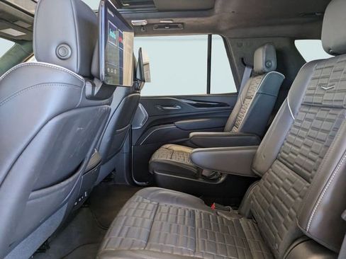 Used 2023 Cadillac Escalade V w/ LPO, ONYX Package AWD/4WD image 14