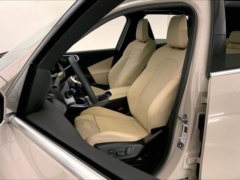 Certified 2025 BMW X3 xDrive30i w/ Convenience Package image 13