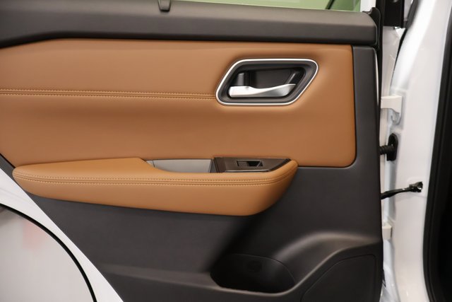 New 2026 Nissan Rogue Platinum AWD/4WD image 31