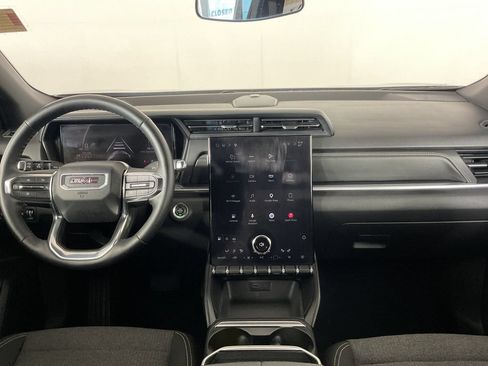 Used 2025 GMC Terrain Elevation AWD/4WD image 15