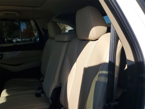 Certified 2024 Acura MDX FWD w/ Technology Package image 14
