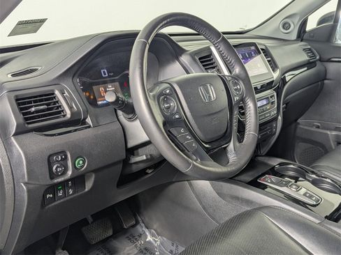 Used 2018 Honda Pilot Elite image 11