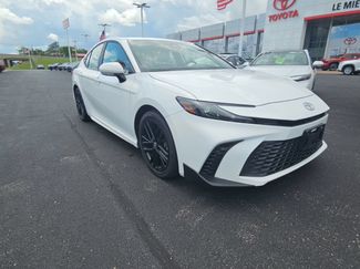 Certified 2025 Toyota Camry SE FWD video 1