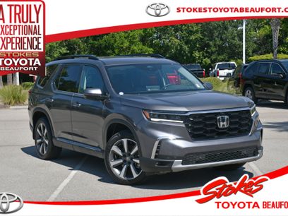 Used 2025 Honda Pilot Elite