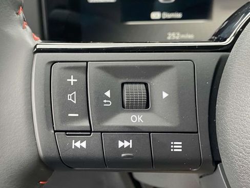 New 2025 Nissan Kicks SR w/ Interior Electronics Package image 22