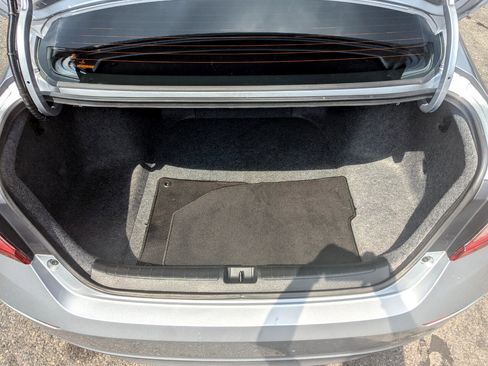 Used 2018 Honda Accord EX-L image 49