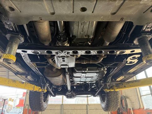 Used 2003 Lexus LX 470 4WD image 77