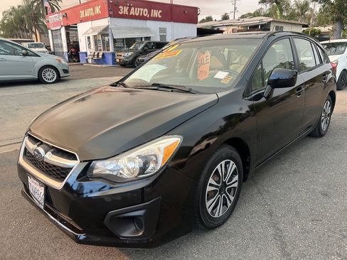 Used 2014 Subaru Impreza 2.0i AWD/4WD image 2