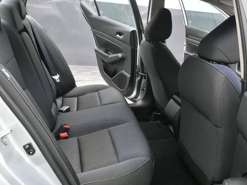 Used 2021 Nissan Altima 2.5 S image 12