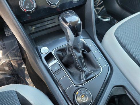 Certified 2025 Volkswagen Taos S AWD/4WD image 24