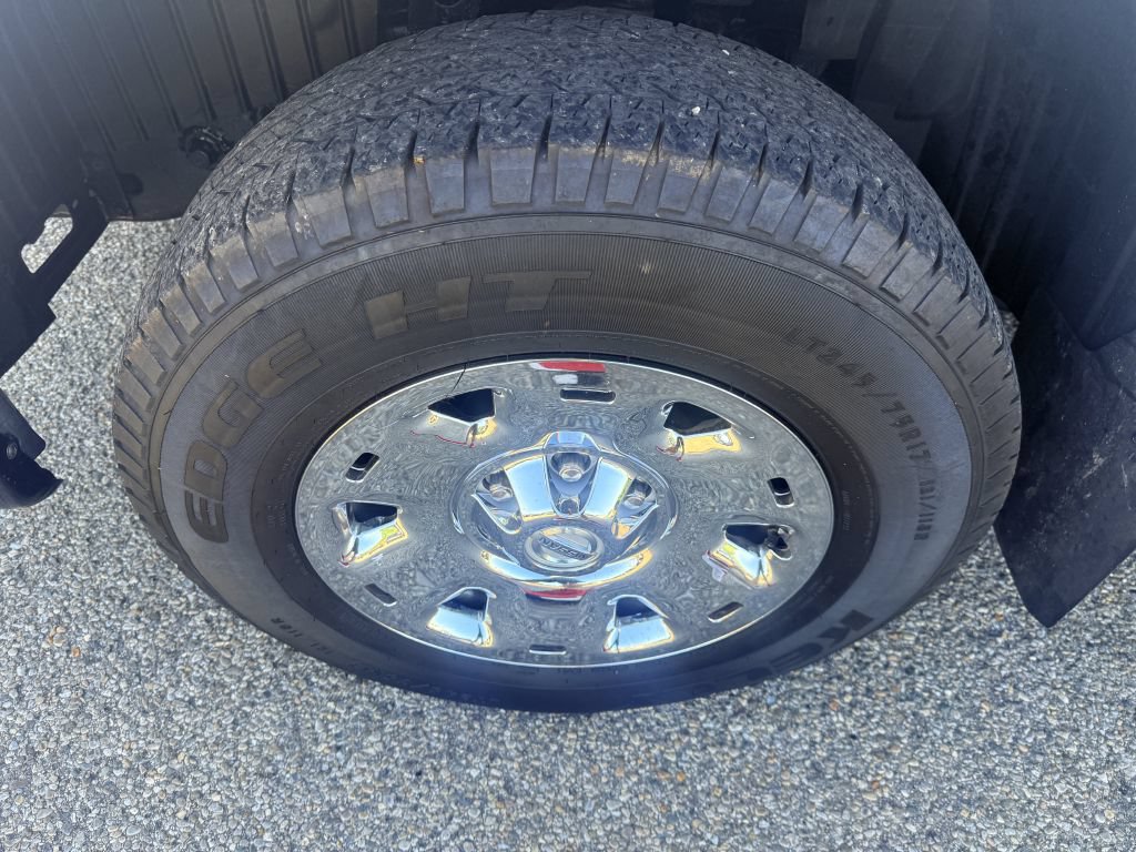 Used 2017 Nissan Titan S AWD/4WD image 20