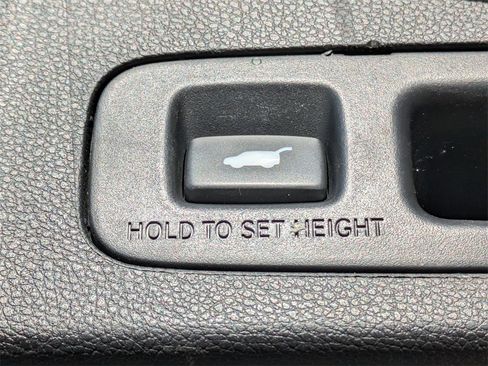 Used 2017 Honda CR-V Touring image 23