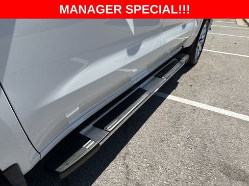 Used 2024 Chevrolet Silverado 1500 LTZ AWD/4WD image 11