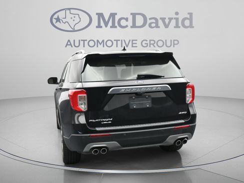 Used 2022 Ford Explorer Platinum w/ Equipment Group 601A AWD/4WD image 7