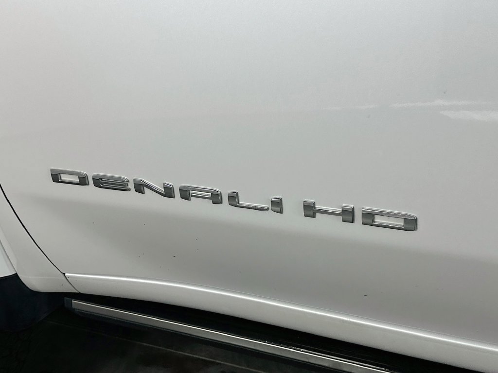 Used 2023 GMC Sierra 3500 Denali AWD/4WD image 36