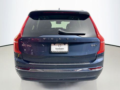 Used 2024 Volvo XC90 B6 Plus w/ Protection Package Premier image 7