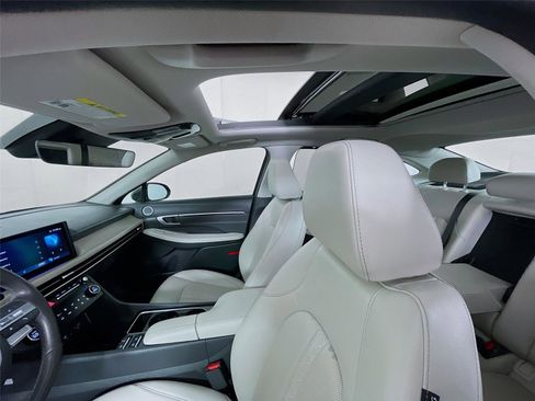 Used 2025 Hyundai Sonata Limited image 11