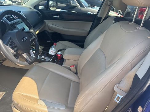 Used 2016 Subaru Outback 2.5i Limited image 11