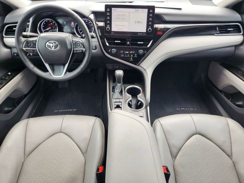 Used 2024 Toyota Camry XLE FWD image 29
