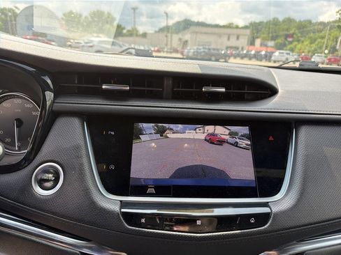Used 2021 Cadillac XT5 Premium Luxury AWD/4WD image 29