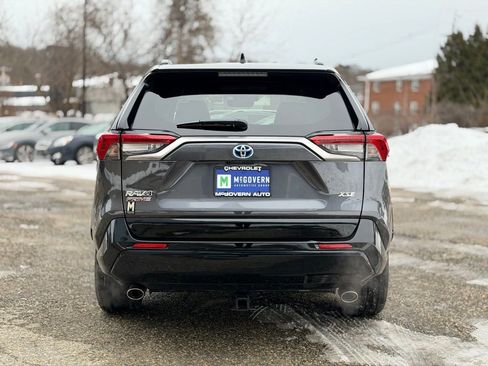 Used 2023 Toyota RAV4 XSE w/ Weather Package image 5