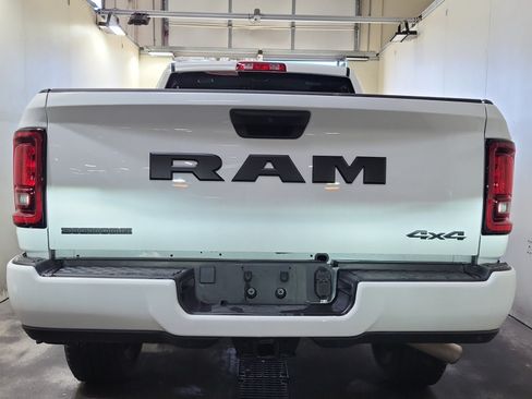 Used 2026 RAM 2500 Big Horn AWD/4WD image 5