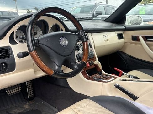 Used 2003 Mercedes-Benz SLK 320 image 13