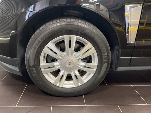 Used 2015 Cadillac SRX Luxury w/ Driver Awareness Package image 15
