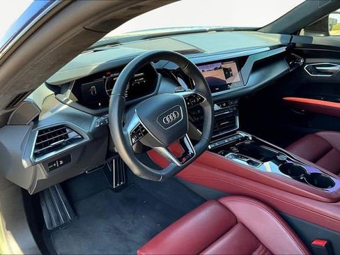 Used 2023 Audi RS e-tron GT w/ Carbon Performance Package AWD/4WD image 12