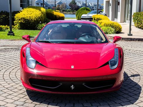 Used 2013 Ferrari 458 Italia Coupe RWD image 16
