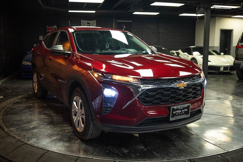 Used 2024 Chevrolet Trax LS FWD image 5